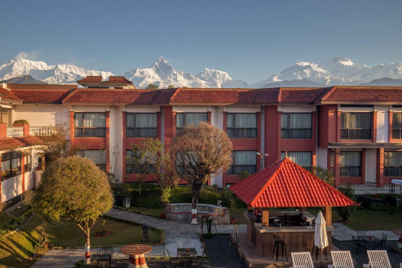 Hotel Pokhara Grande Екстер'єр фото